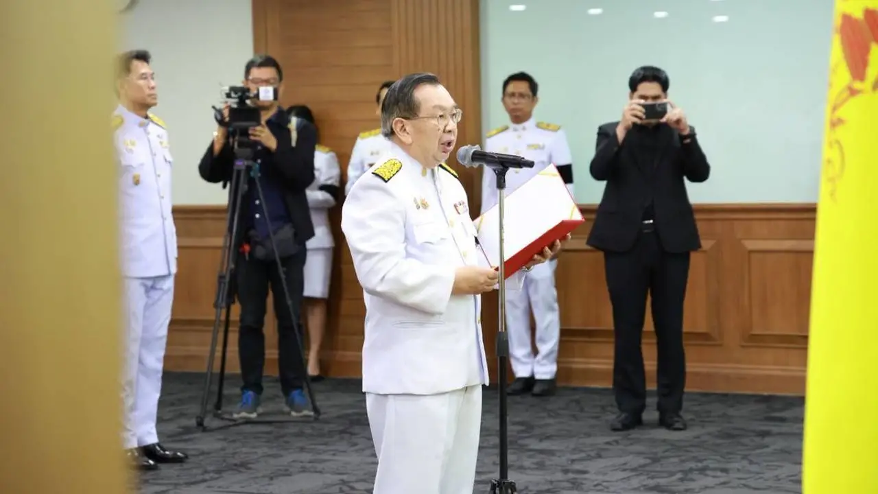 'ทรงศัก'ประธานผู้ตรวจการแผ่นดินคนใหม่ เตรียมคุย รมว.พาณิชย์ เร่งดันออกกฎหมายคุมนอมินีข้ามชาติ