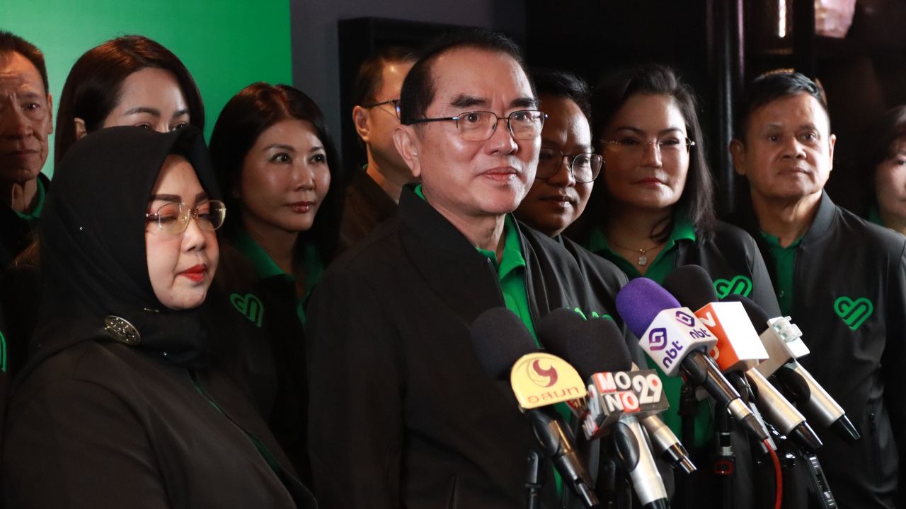 'วรงค์' ประกาศสู้ศึกเลือกตั้ง 2569 เผยโฉม 100 ว่าที่ผู้สมัคร สส.พรรคไทยภักดี