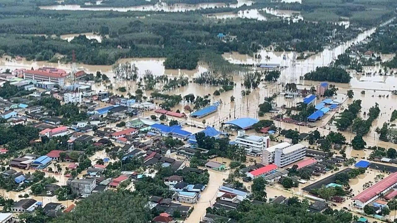 ประกันสังคม เดินหน้า 2 มาตรการช่วยนายจ้าง - ผู้ประกันตน เหตุอุทกภัย 10 จังหวัดภาคใต้