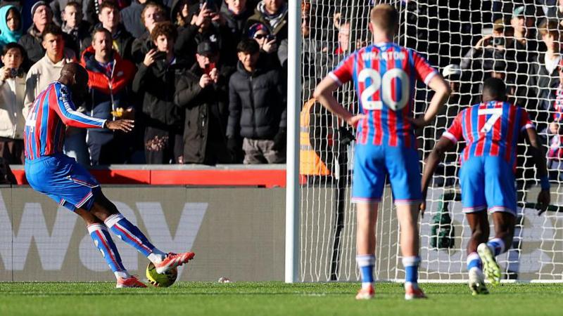 Why was Mateta allowed to retake penalty against Man Utd?