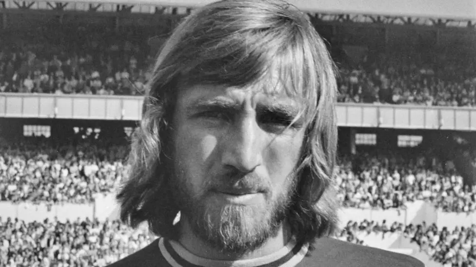 'Bonds the embodiment of West Ham's spirit'