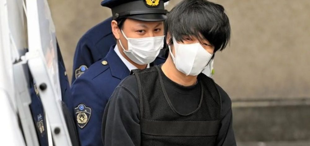 มือสังหาร 'ชินโซ อาเบะ' กล่าวขอโทษครอบครัวอดีตนายกฯ ครั้งรก