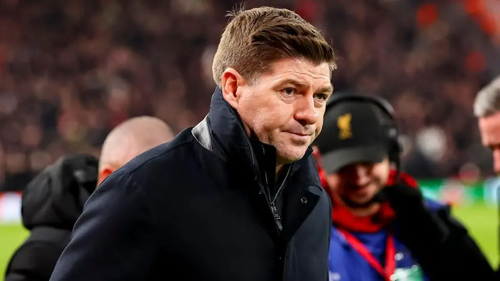 Salah must 'reverse away' from comments - Gerrard