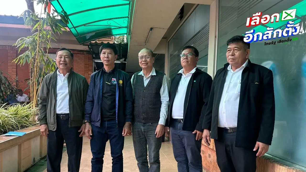 'เสธ.เปีย' นำทีมสวมเสื้อพรรคพลังประชารัฐ ชิงเก้าอี้ สส. 5 เขต กาญจนบุรี