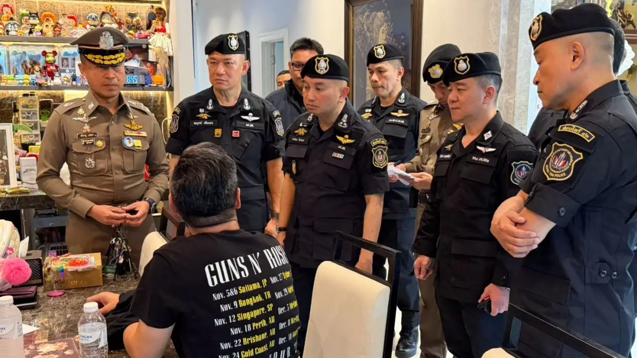 บุกจับผู้สมัคร สส. พรรคประชาชน ตามหมายจับ เอี่ยวฟอกเงินยาเสพติด 20,000 ล้าน