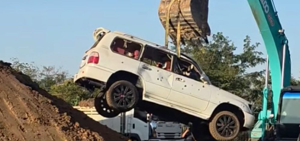 ร่วมใจสมุทรปราการจัดบังเกอร์สุดเท่ LEXUS LX470 เขมร ที่หนองจาน