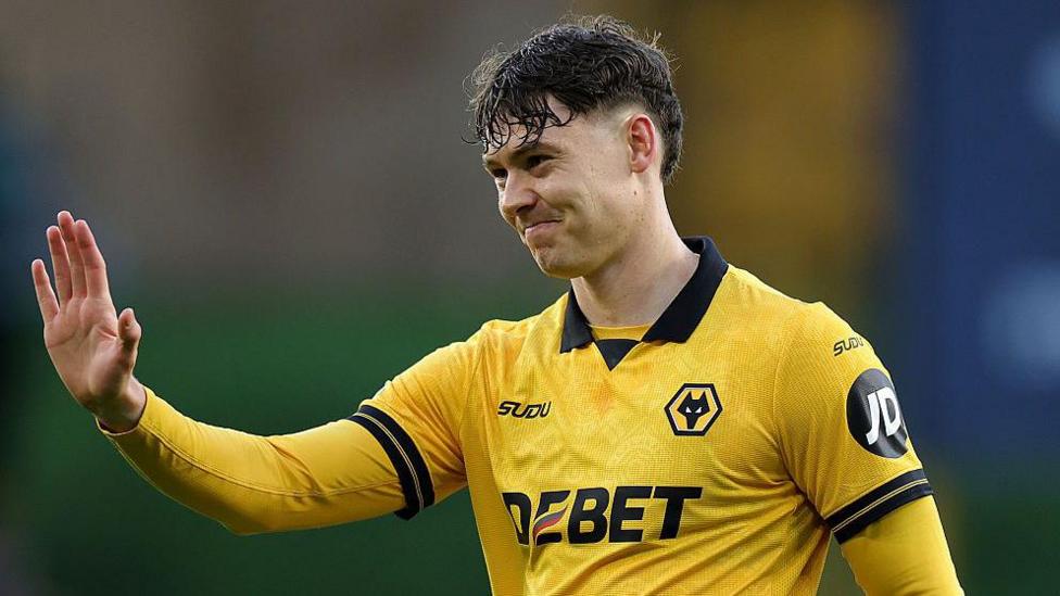West Ham cool interest in £40m Strand Larsen