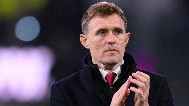 Fletcher emerges as winner from week of turmoil at Man Utd