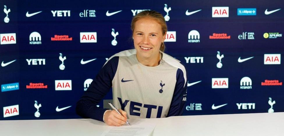 Blakstad starts at Spurs with unfinished WSL business