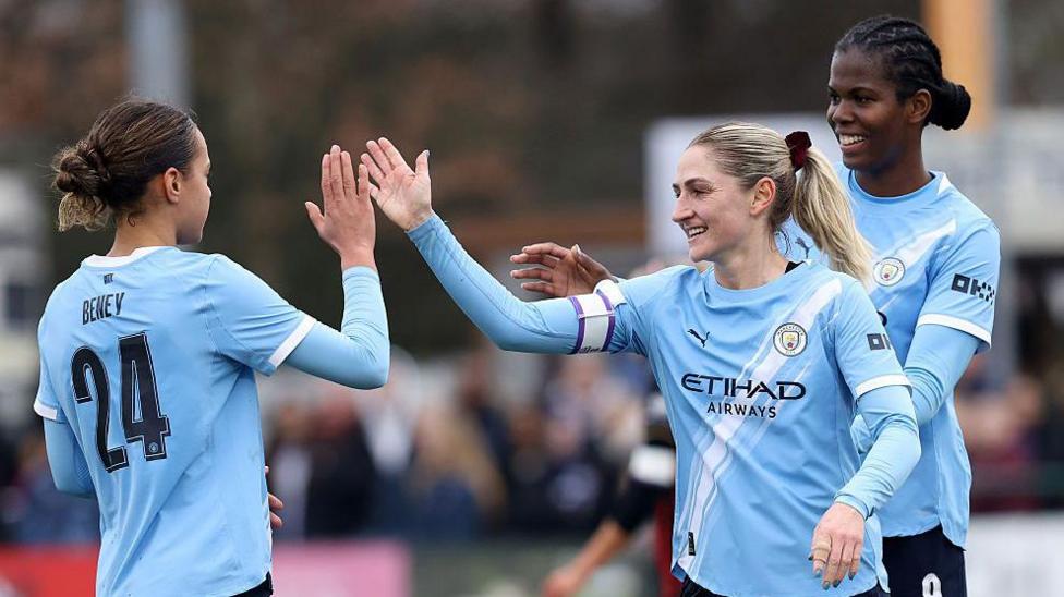 Goals galore in FA Cup as Liverpool, Man Utd & Man City progress