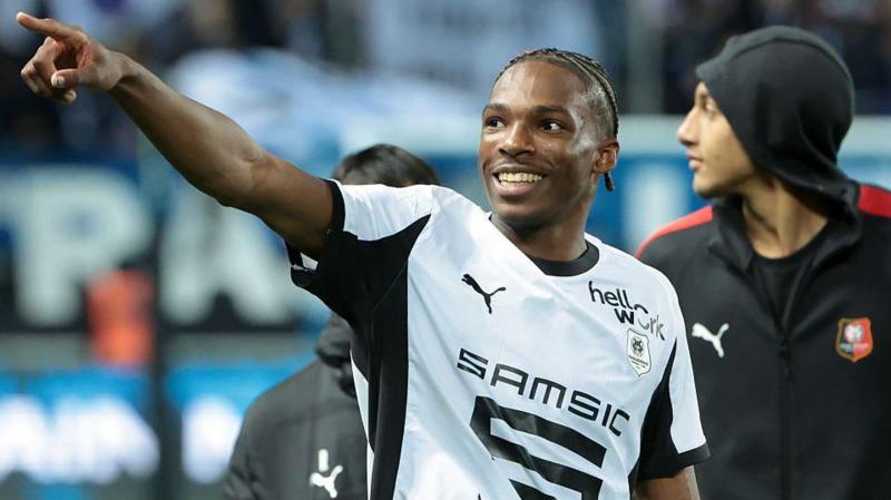 Chelsea in talks for Rennes defender Jacquet