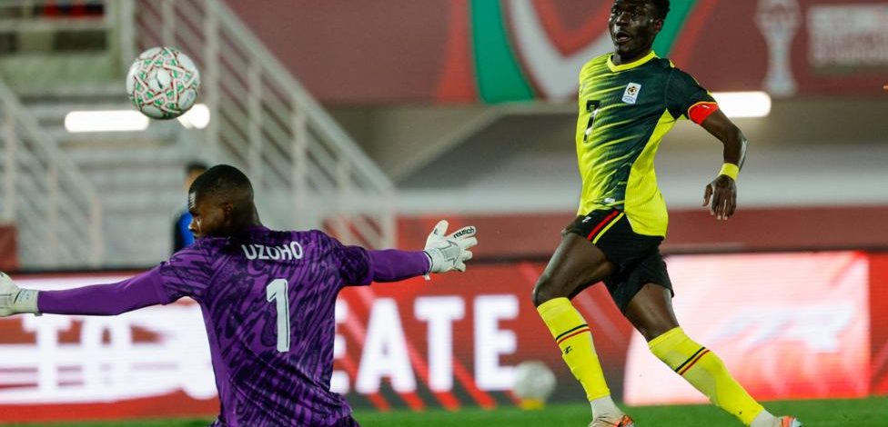'Livewire' Mato joins Hearts on loan before summer deal