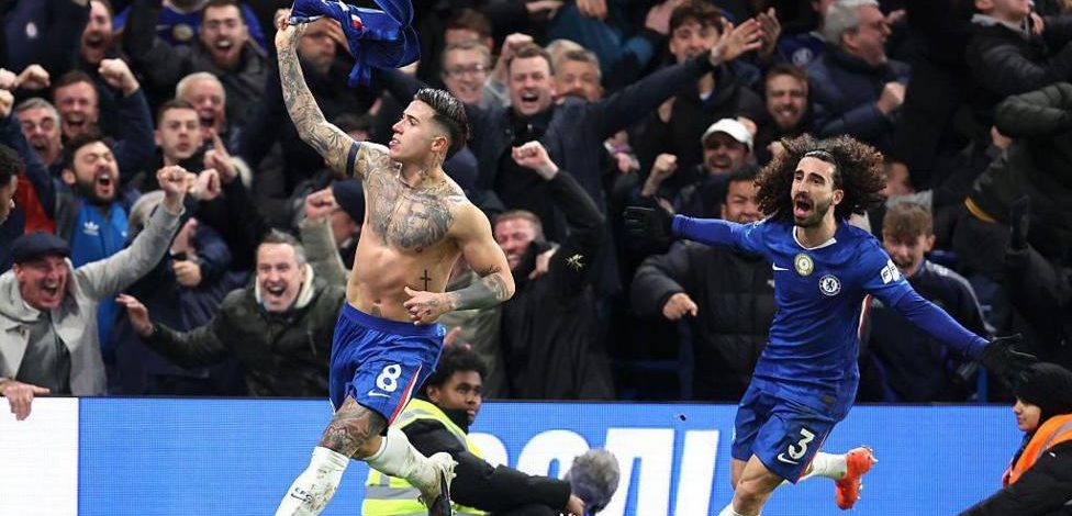Genius or obvious? Rosenior's subs inspire Chelsea comeback win