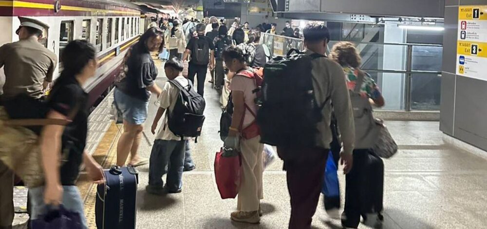 เผยยอดใช้รถไฟฟ้า-รถไฟช่วงสงกรานต์ 2569 ยอดสะสม 7 วันทะลุ 8.22 ล้านคน-เที่ยว